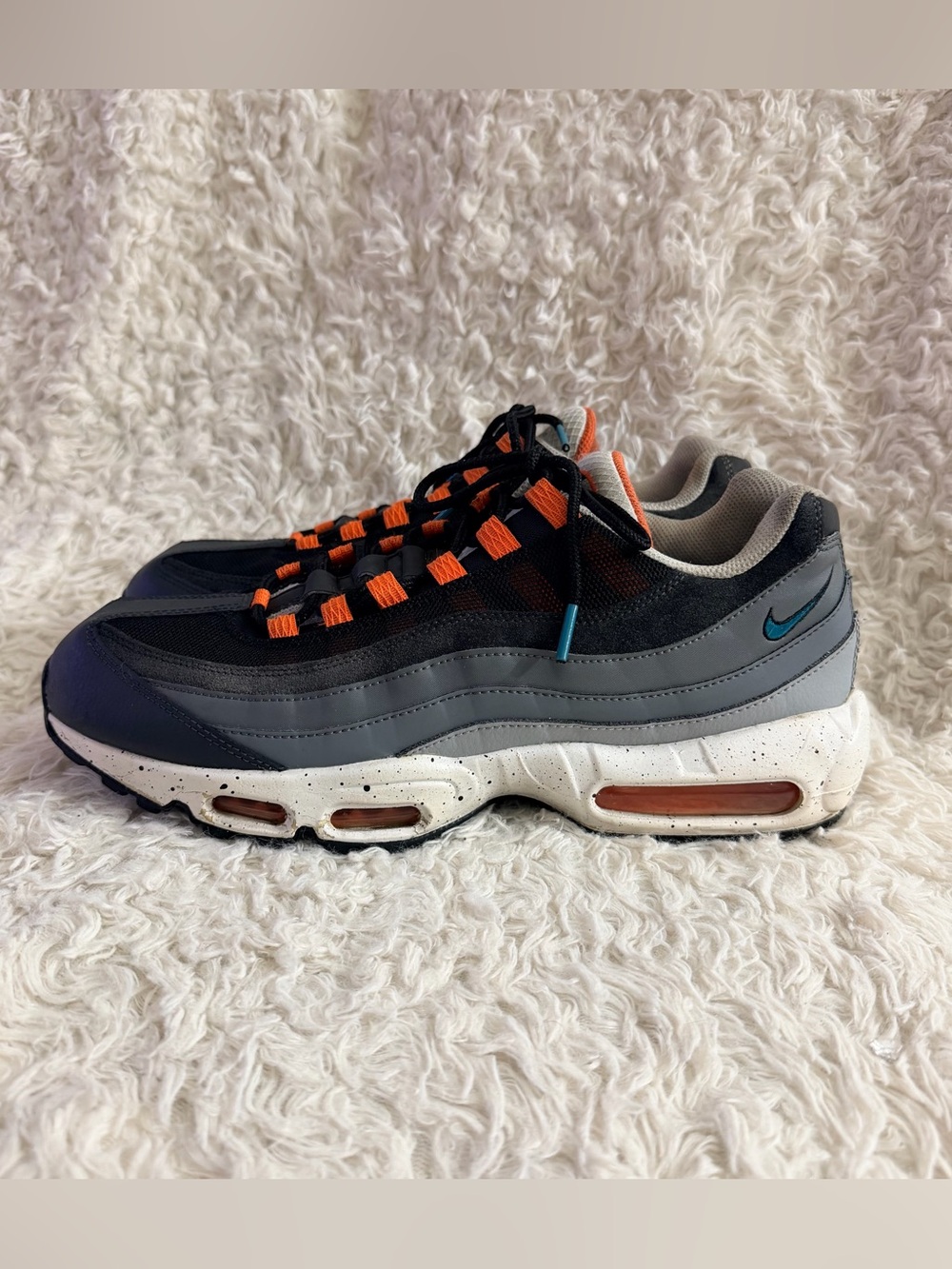 Nike Air Max 95 'Black Speckled' #CZ0191-001 Men’s Size 11 - ‘2021’